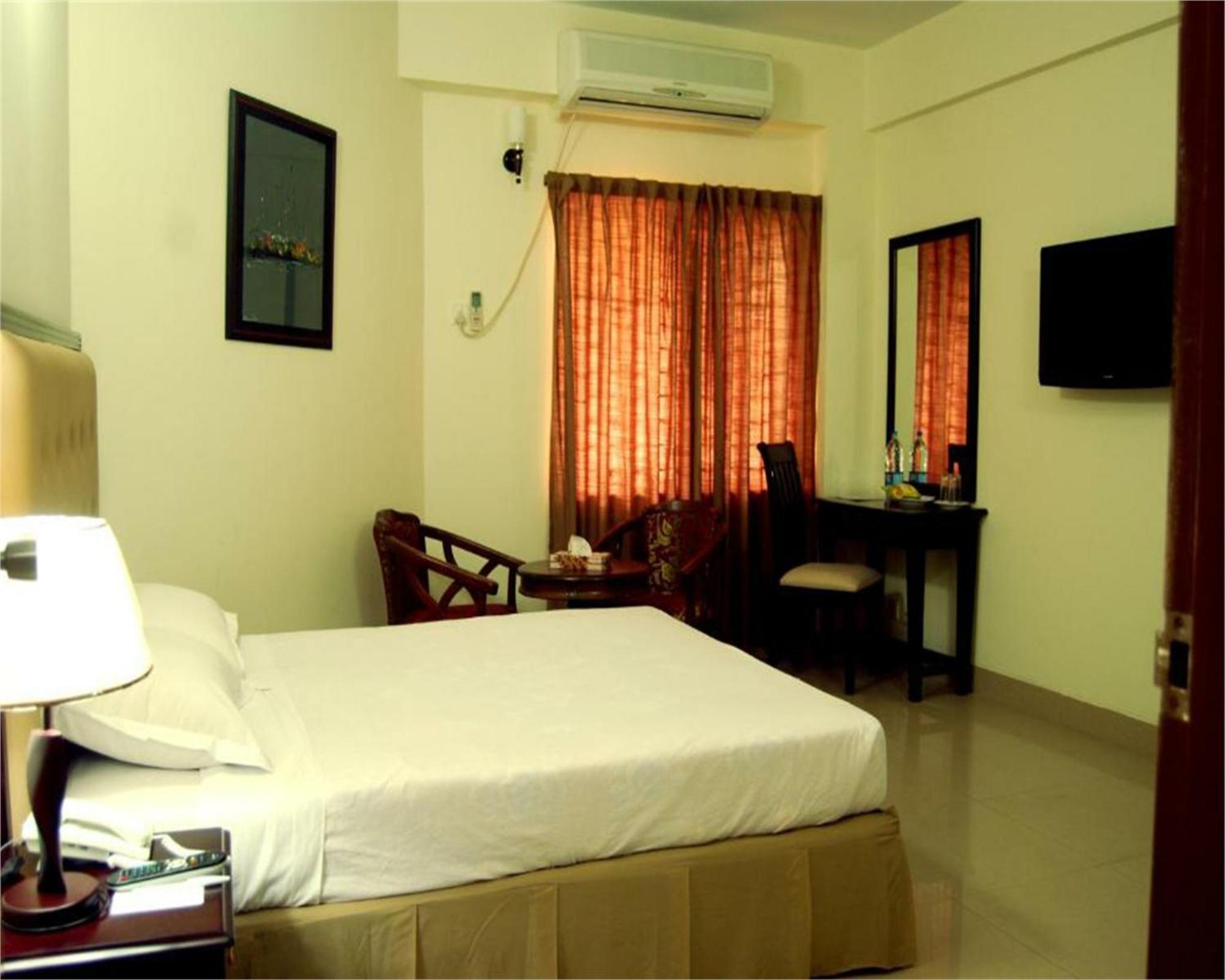 Ambassador Residency Hotel Chittagong Ngoại thất bức ảnh
